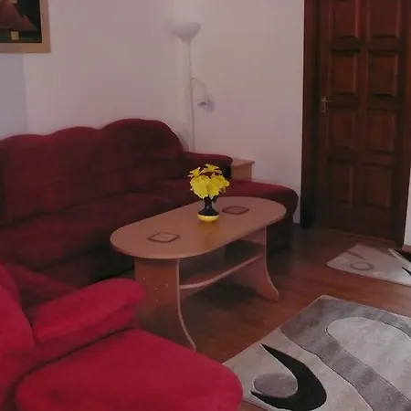 Nyarido Apartman Διαμέρισμα *