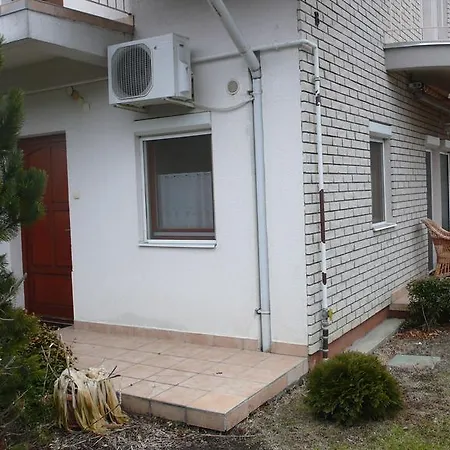 Nyarido Apartman Διαμέρισμα *