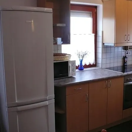 Διαμέρισμα Nyarido Apartman Alsóörs