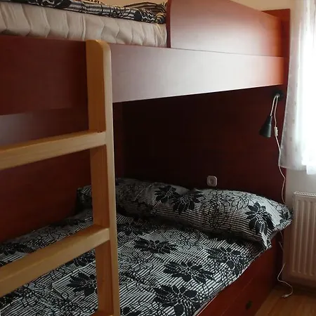 Διαμέρισμα Nyarido Apartman