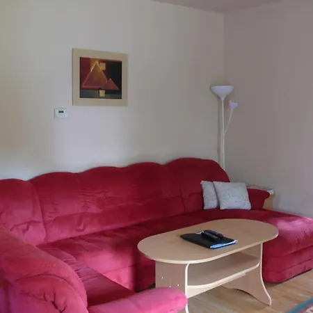Διαμέρισμα Nyarido Apartman Alsóörs